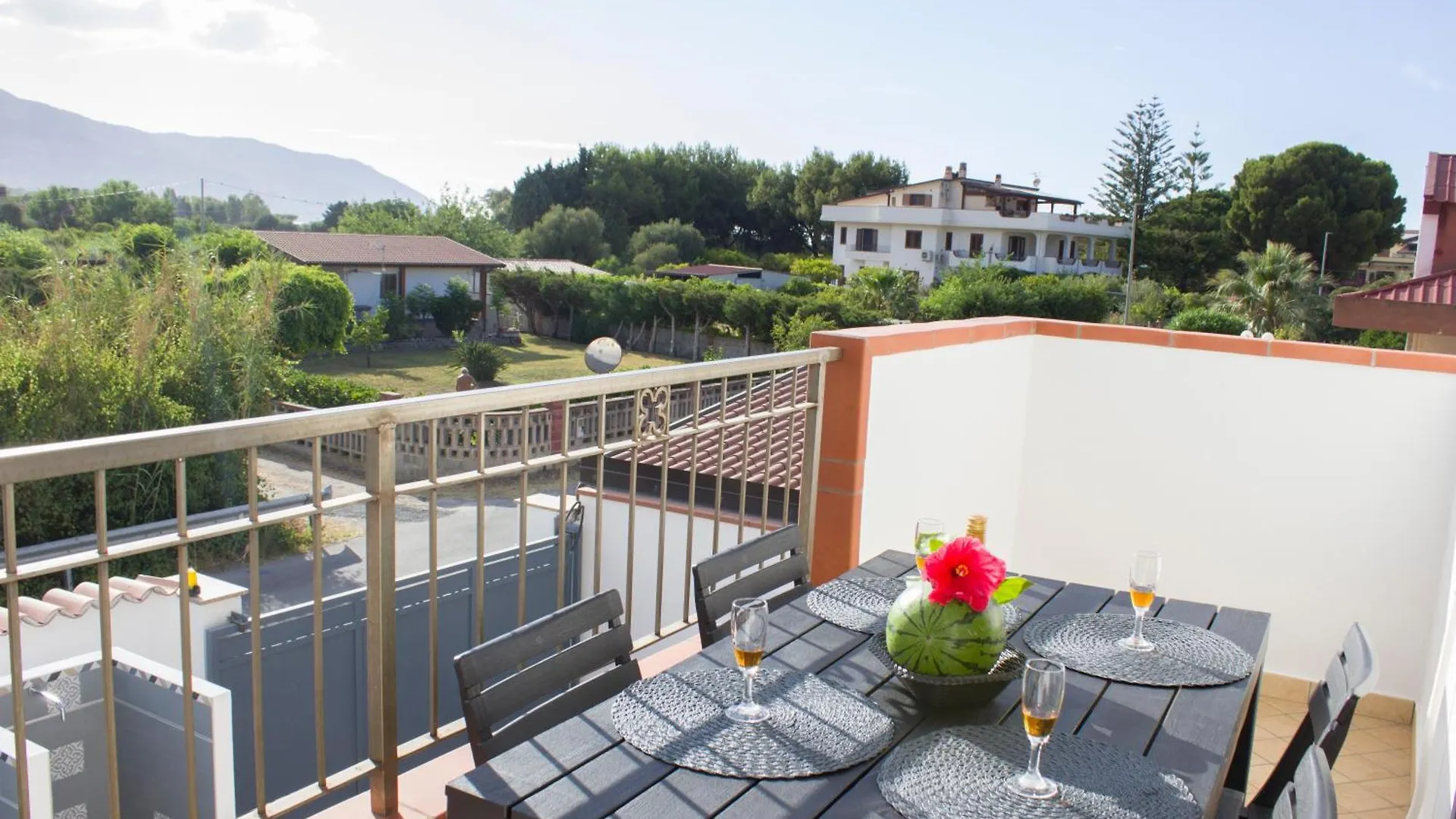 Graziella&Nicola Apartment Mongiove